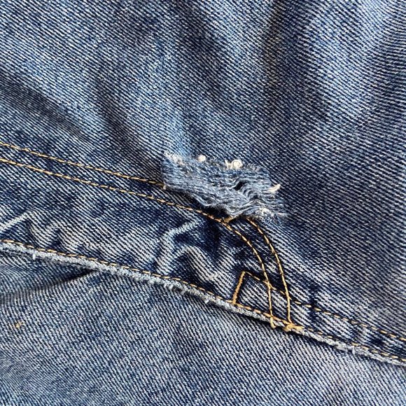 PULL & BEAR DISTRESSED HIGHRISE MOM JEANS - Picture 6 of 9